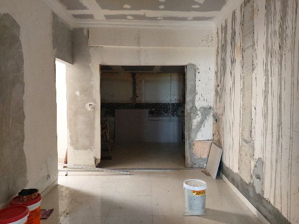 Keadaan dapur dan pantry selama renovasi berjalan