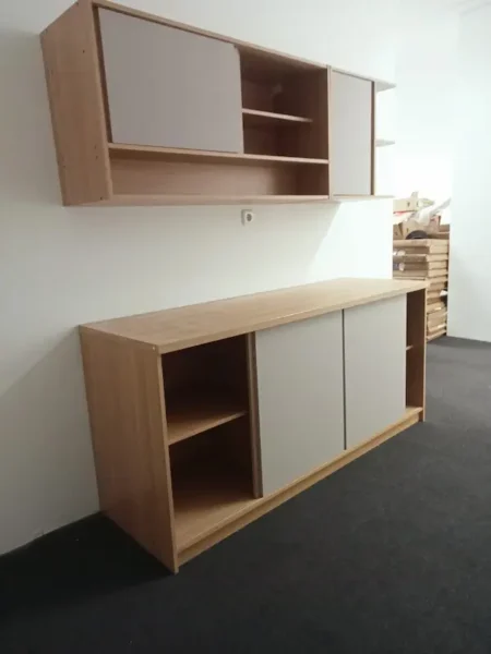 Ruang pantry setelah renovasi kantor di Trembesi Office Tower BSD Tangerang Selatan.